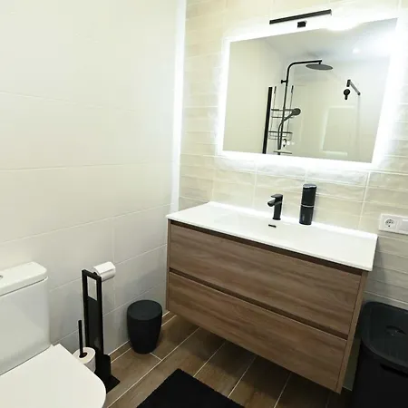 Stylish 3br In