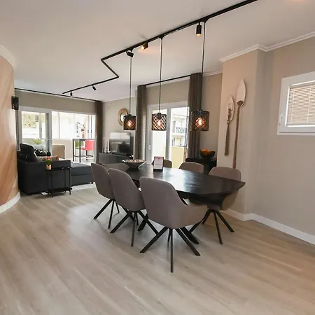 Stylish 3br In * Calp